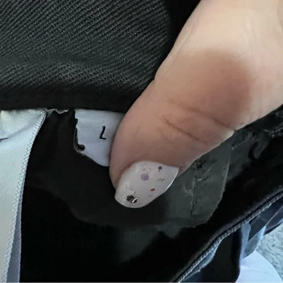 Vervet Black Mom High Rise Denim Shorts - Picture 6 of 6